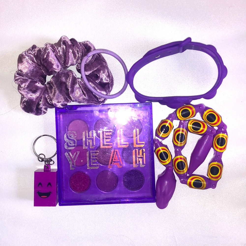 Purple purse pack
